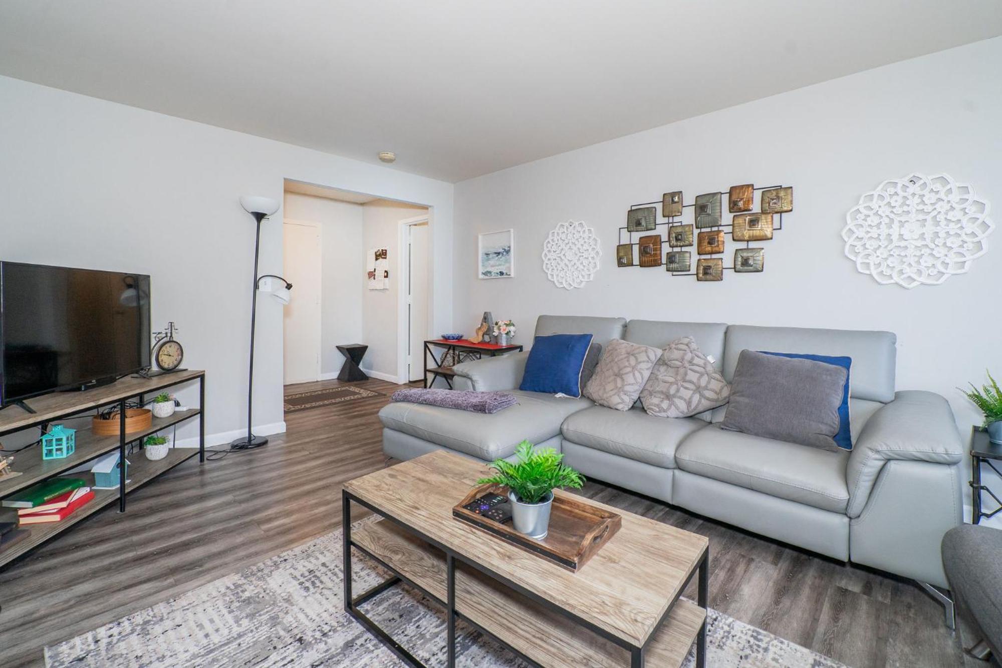 Welcoming Barn, 2 Bedroom & 1 Bath & Parking Atlanta Exteriér fotografie