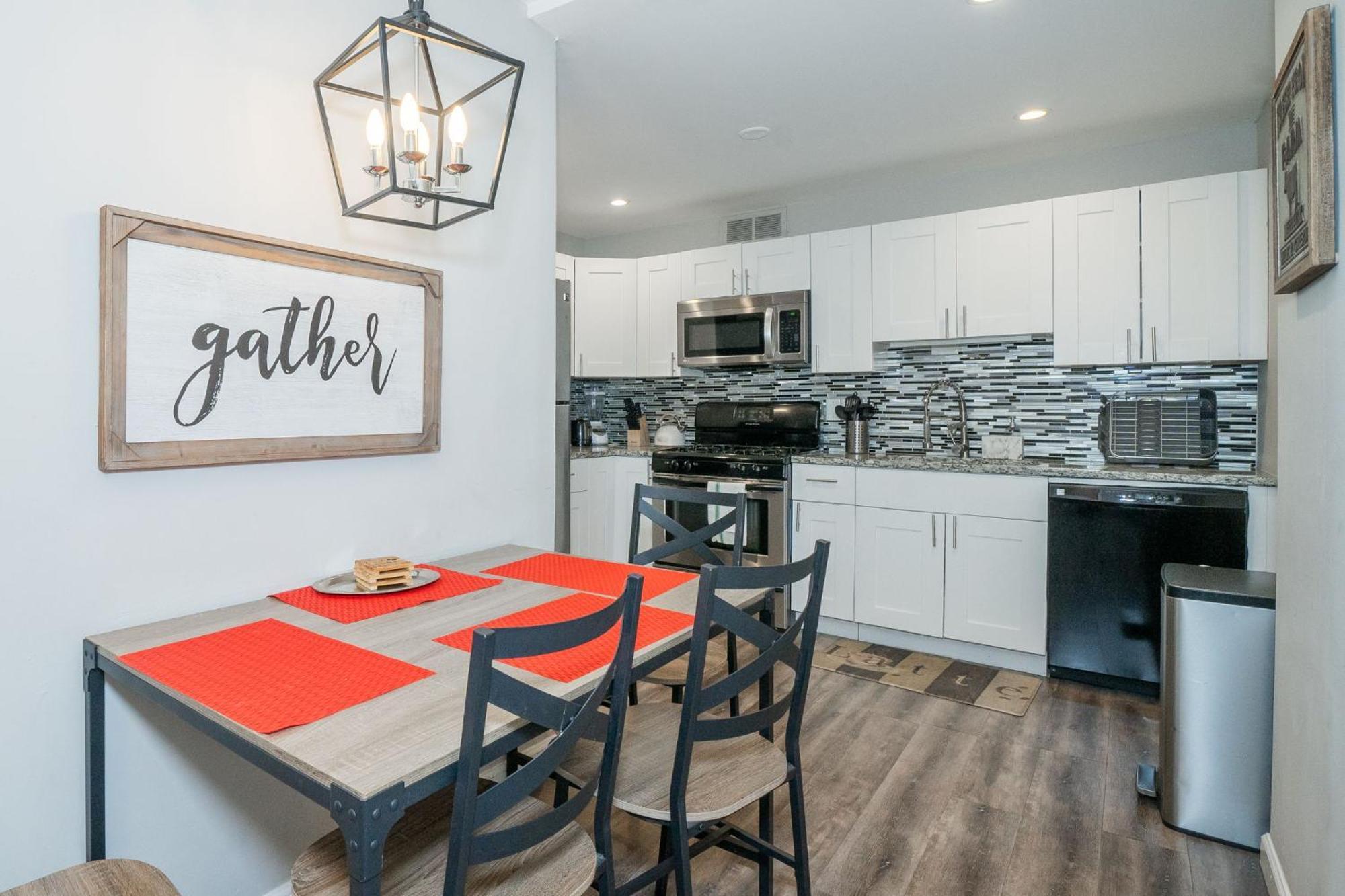 Welcoming Barn, 2 Bedroom & 1 Bath & Parking Atlanta Exteriér fotografie